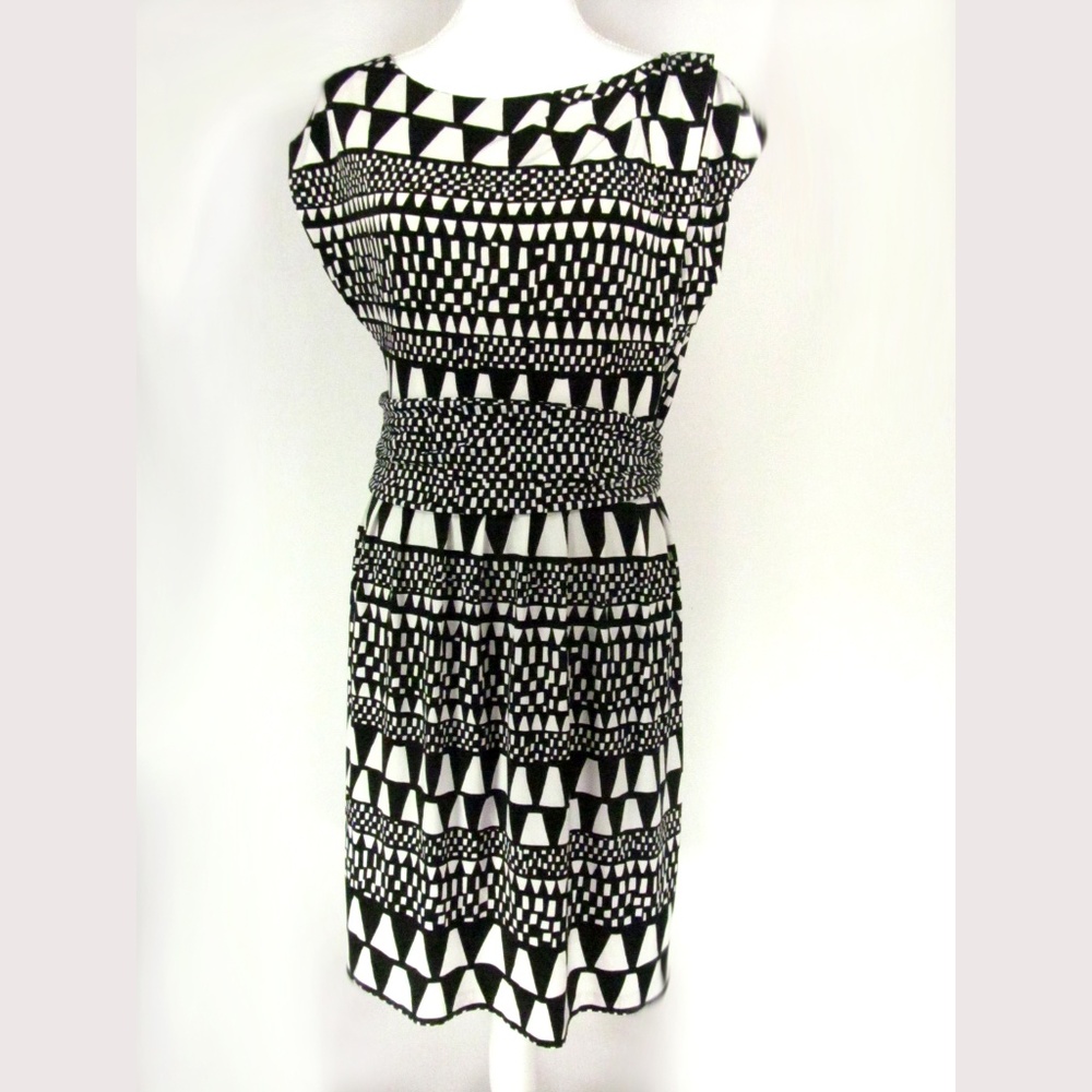 Vince Camuto Dress Size M Black White Geometric